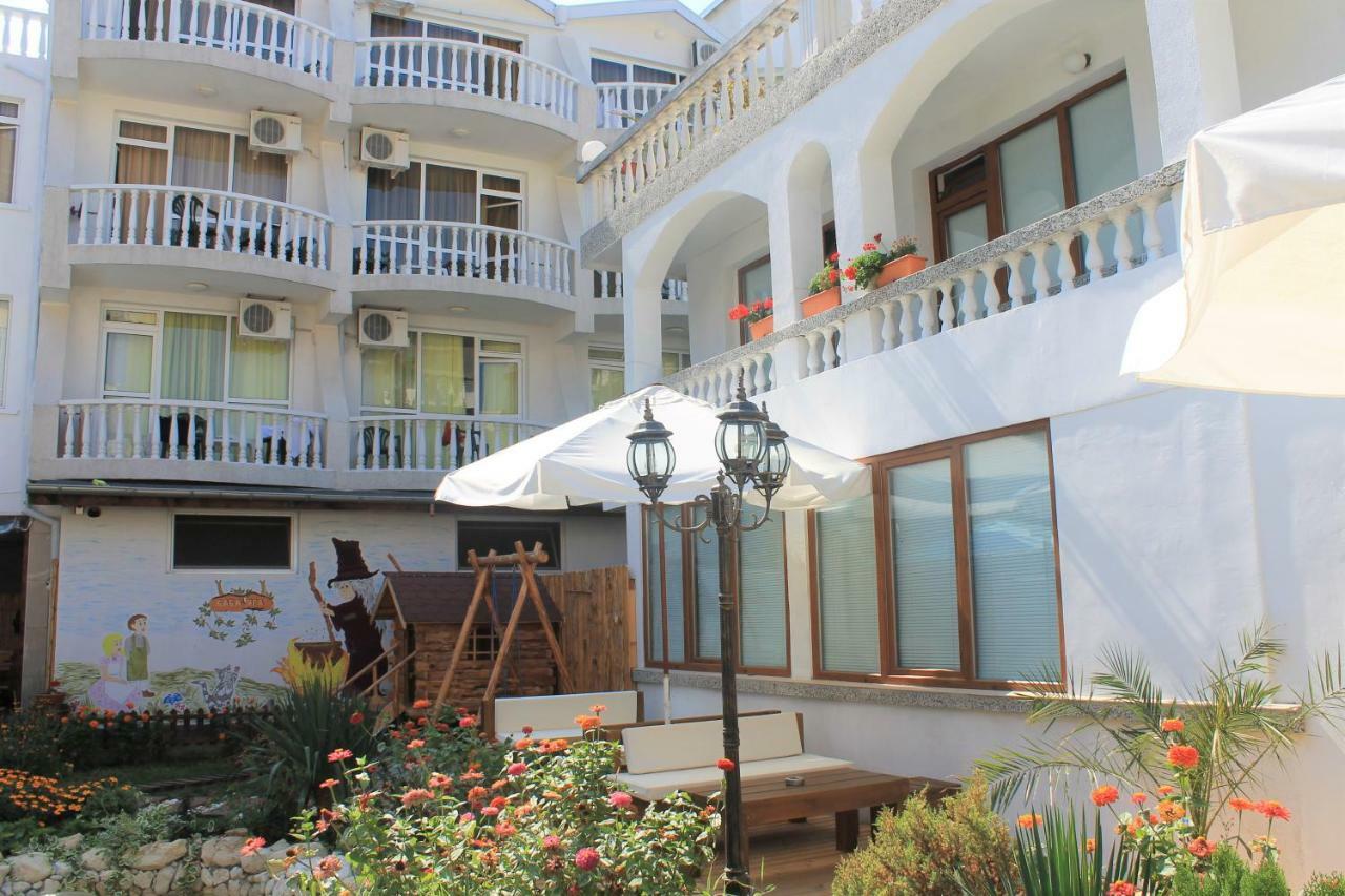 Hotel Yanis Lozenets Exterior foto